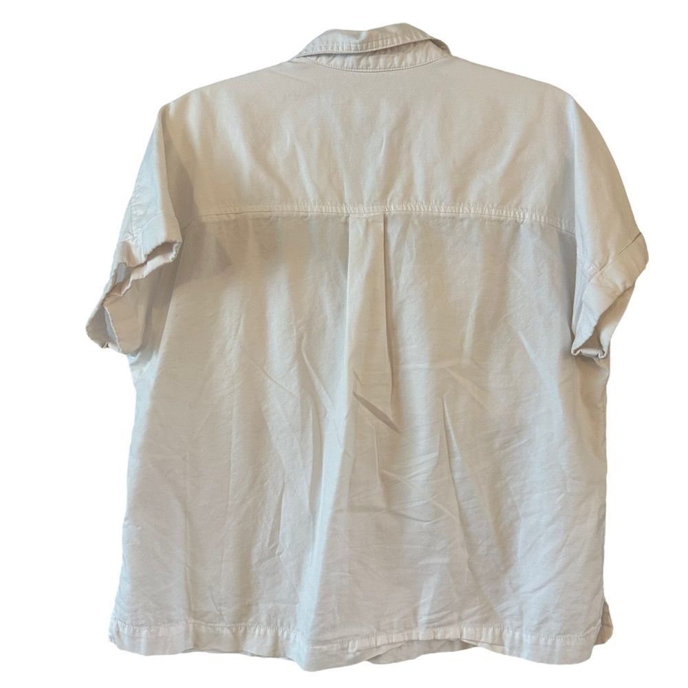Universal Thread short sleeved white utility shirt w/collar & half buttons - Picture 7 of 14